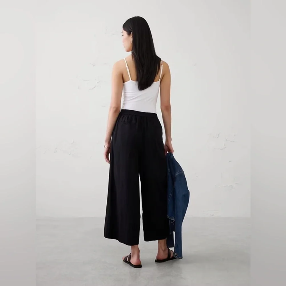 NWT! ANYDAY WIDE-LEG HIGH-RISE LINEN-BLEND CROPPED PANT 🩷  812744